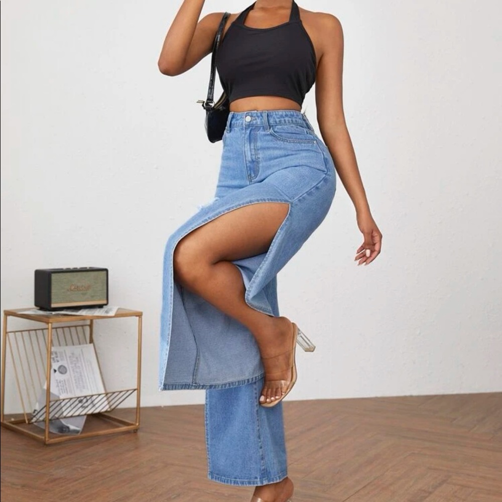 Split thigh wide leg jeans